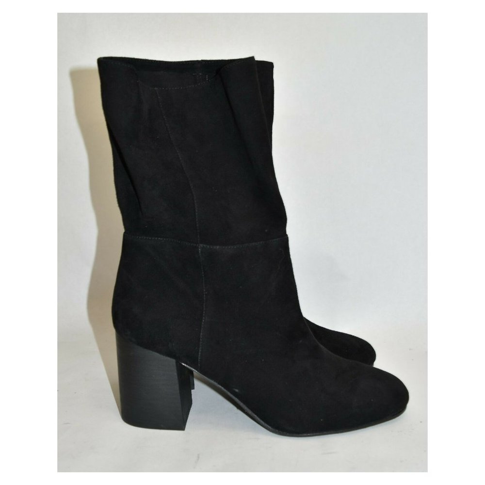 Elegant Black Women's Boots - Picture 4 of 8